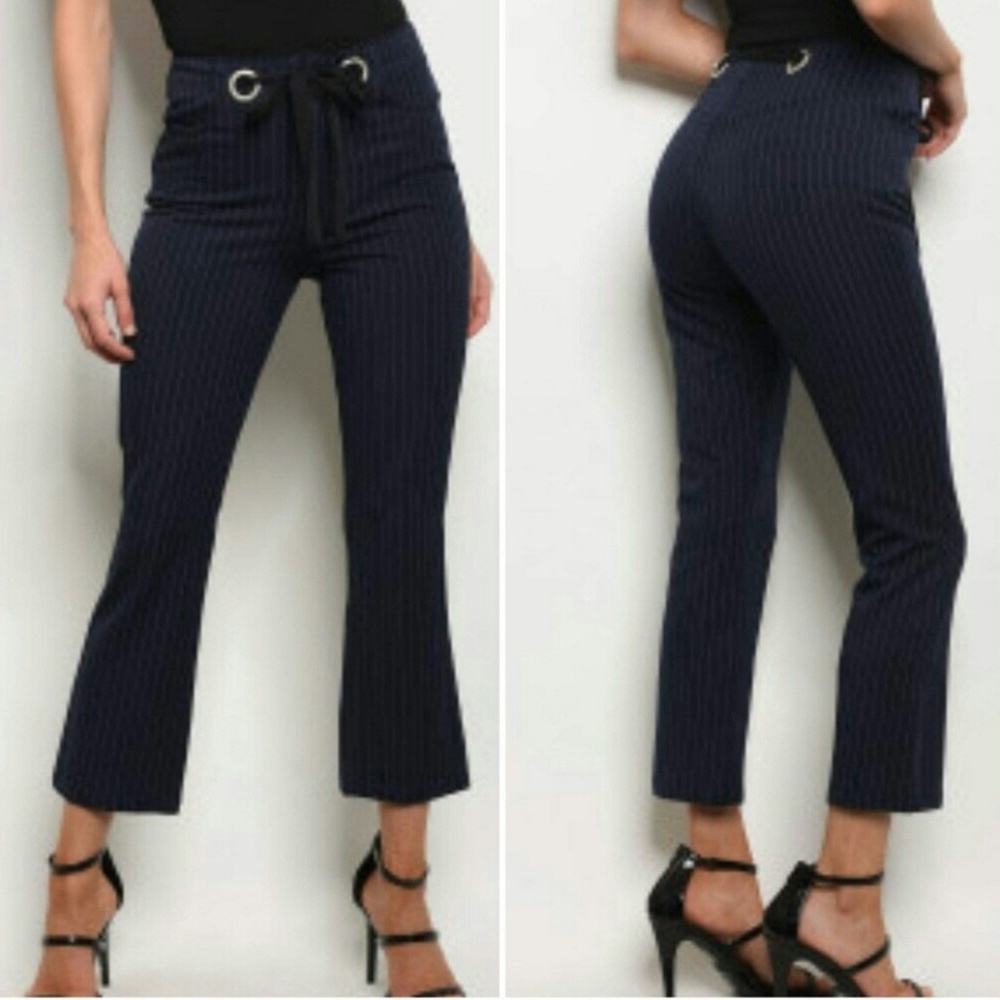 ⭐⭐⭐NAVY CROP STRIPED PANT